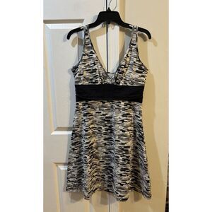 Patagonia Women's Dress Sz M Sleeveless Black White Gray‎